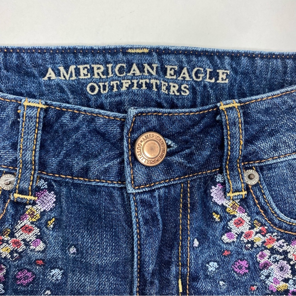 American Eagle Outfitters Ditzy Floral Embroidered Cutoffs Denim Jean Shorts 4 - Picture 2 of 11
